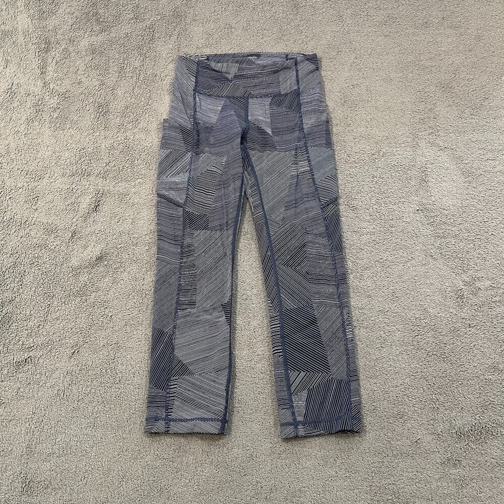 Lululemon Mix & Mesh Crop Blue Gray Striped Athletic Leggings Women's Size 2